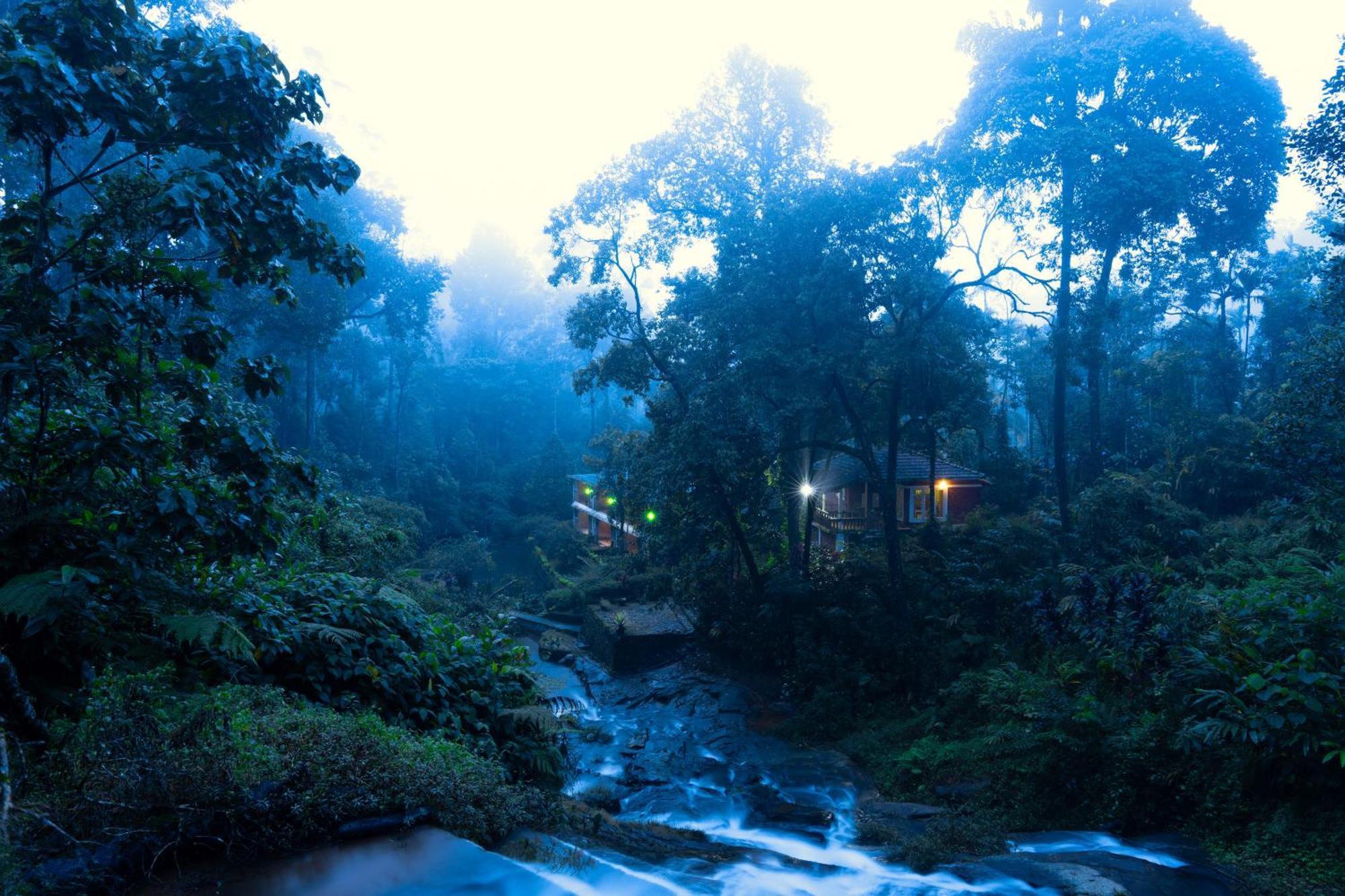 Falling Waters Munnar Luaran gambar