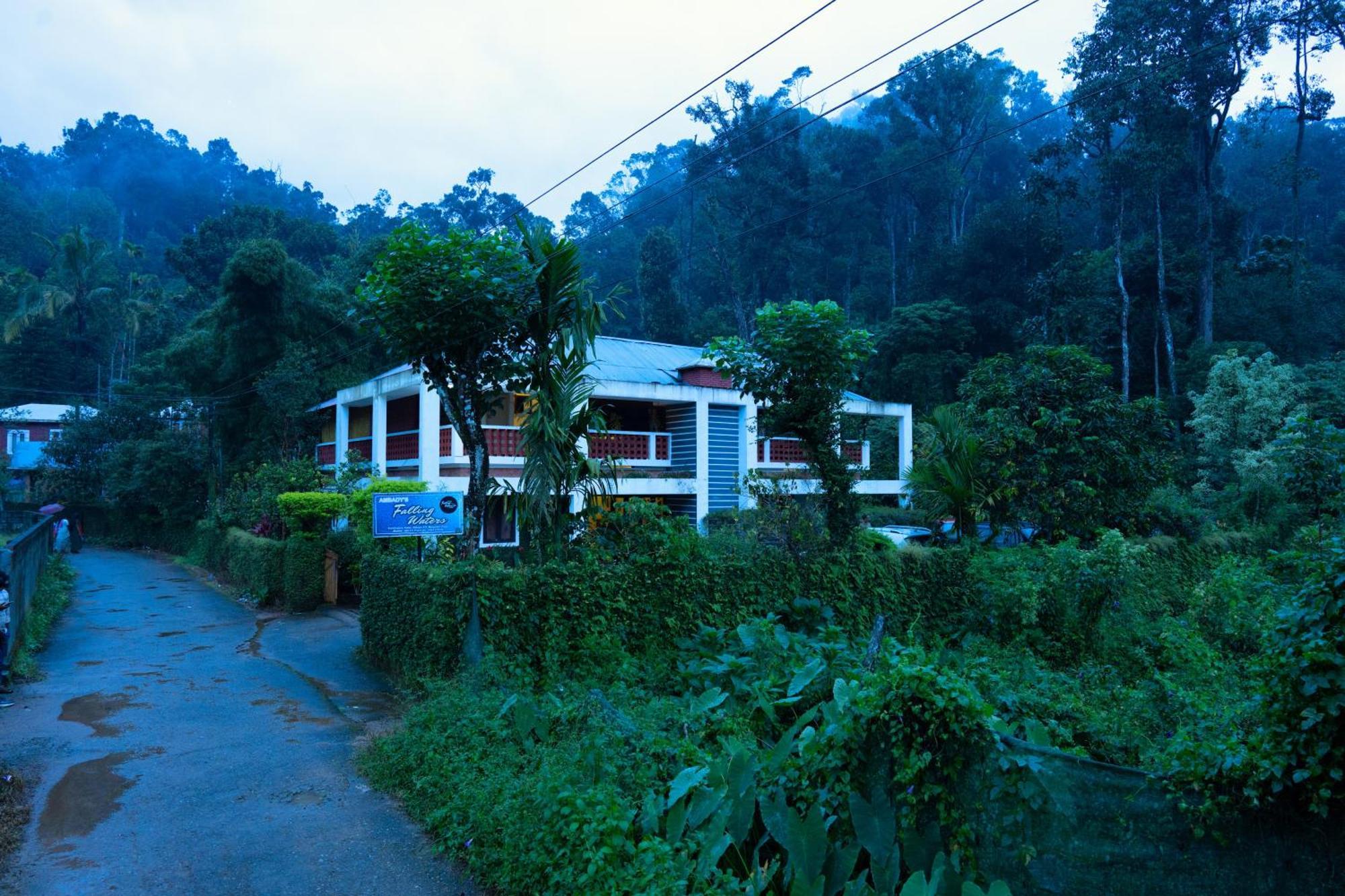Falling Waters Munnar Luaran gambar